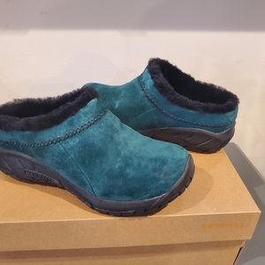 New with box Merrell Women's Encore Ice 4 Suede Slides Size 7.5